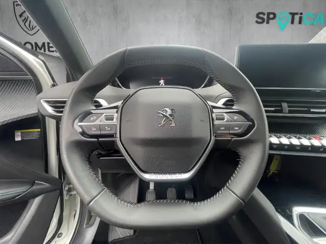 Peugeot 5008 view 10