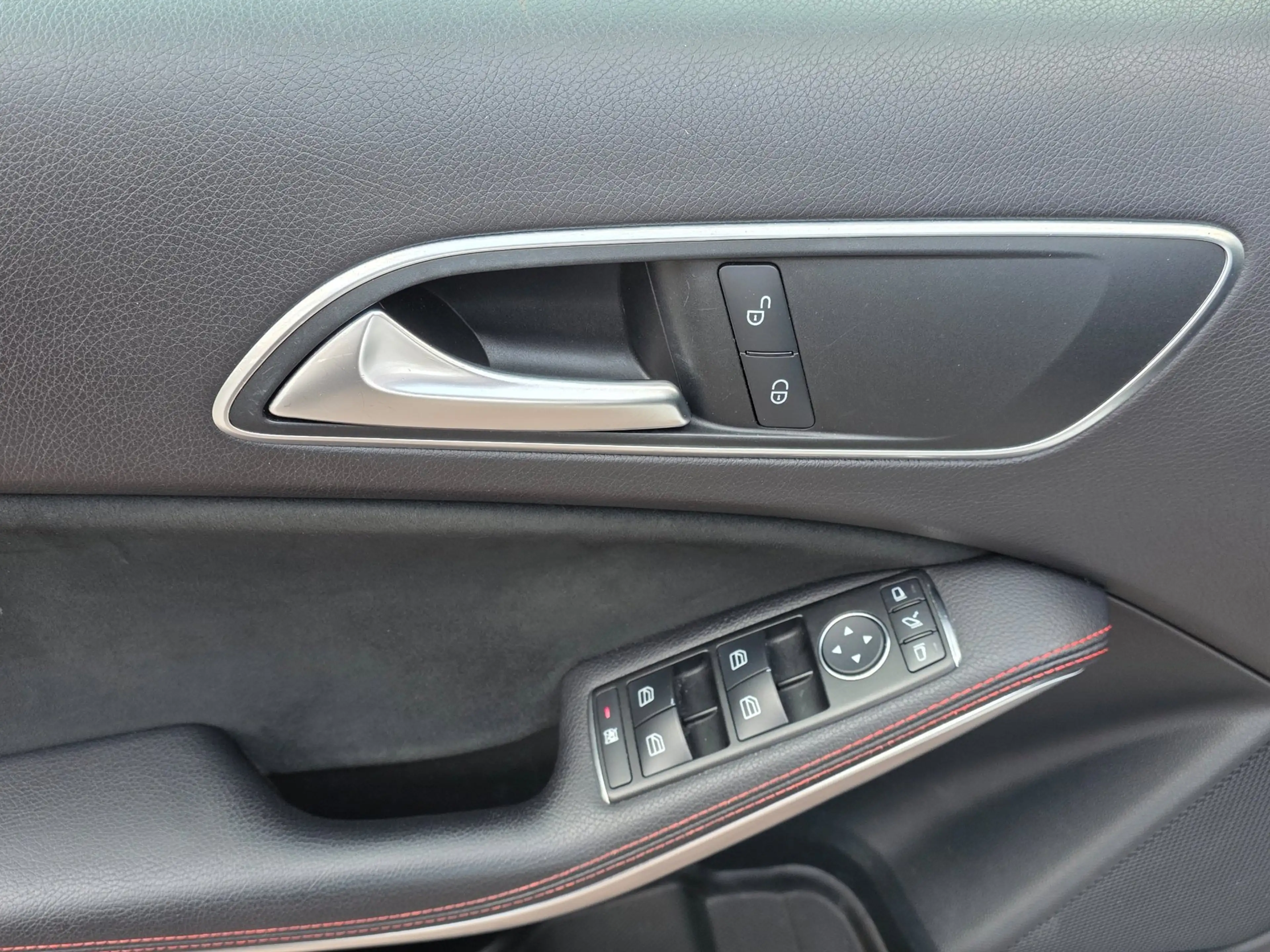 Mercedes-Benz A 180 Ambition AMG Automaat BJ.2012 / Panodak / Navi / H — photo 11