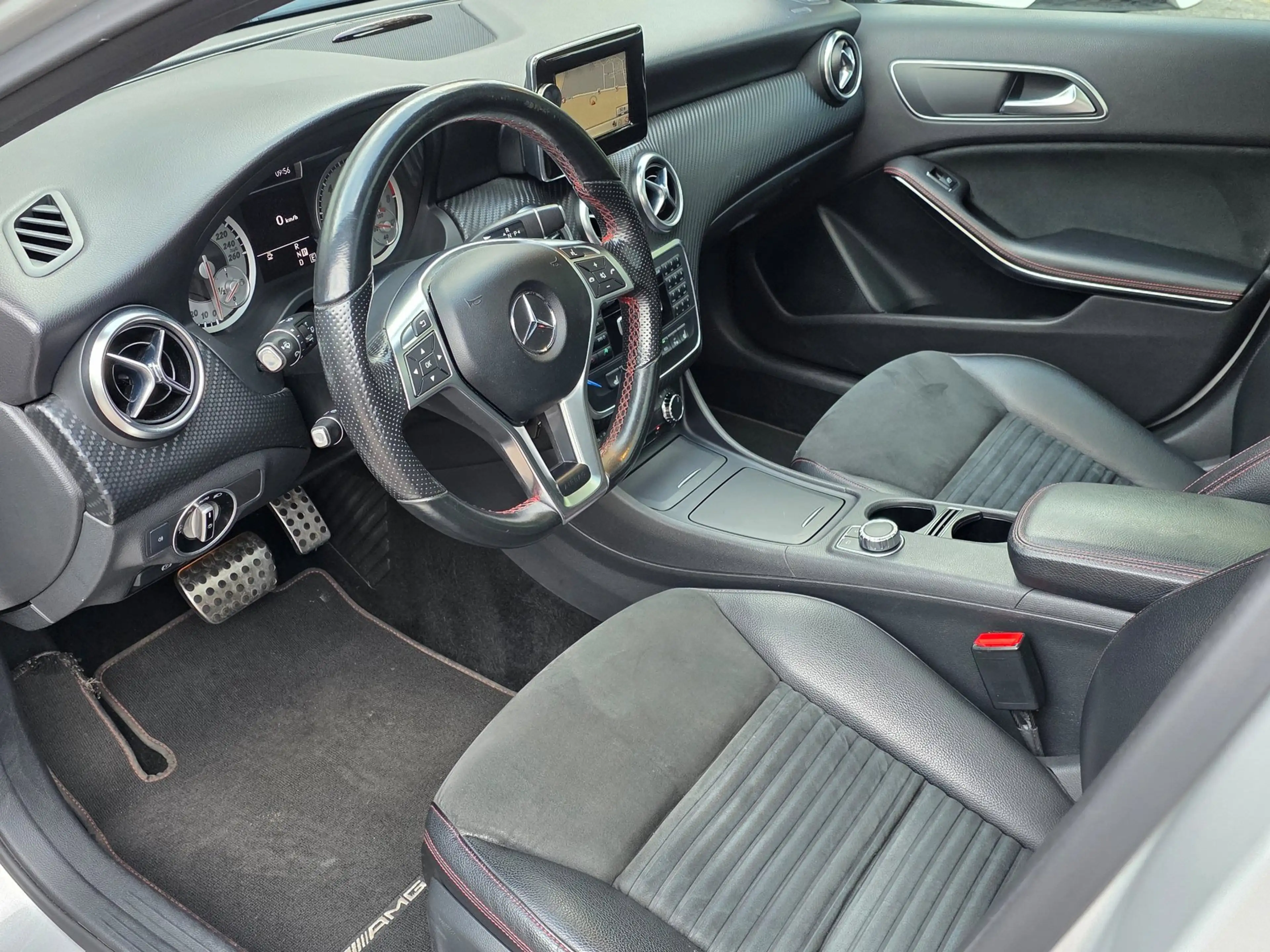 Mercedes-Benz A 180 Ambition AMG Automaat BJ.2012 / Panodak / Navi / H — photo 12
