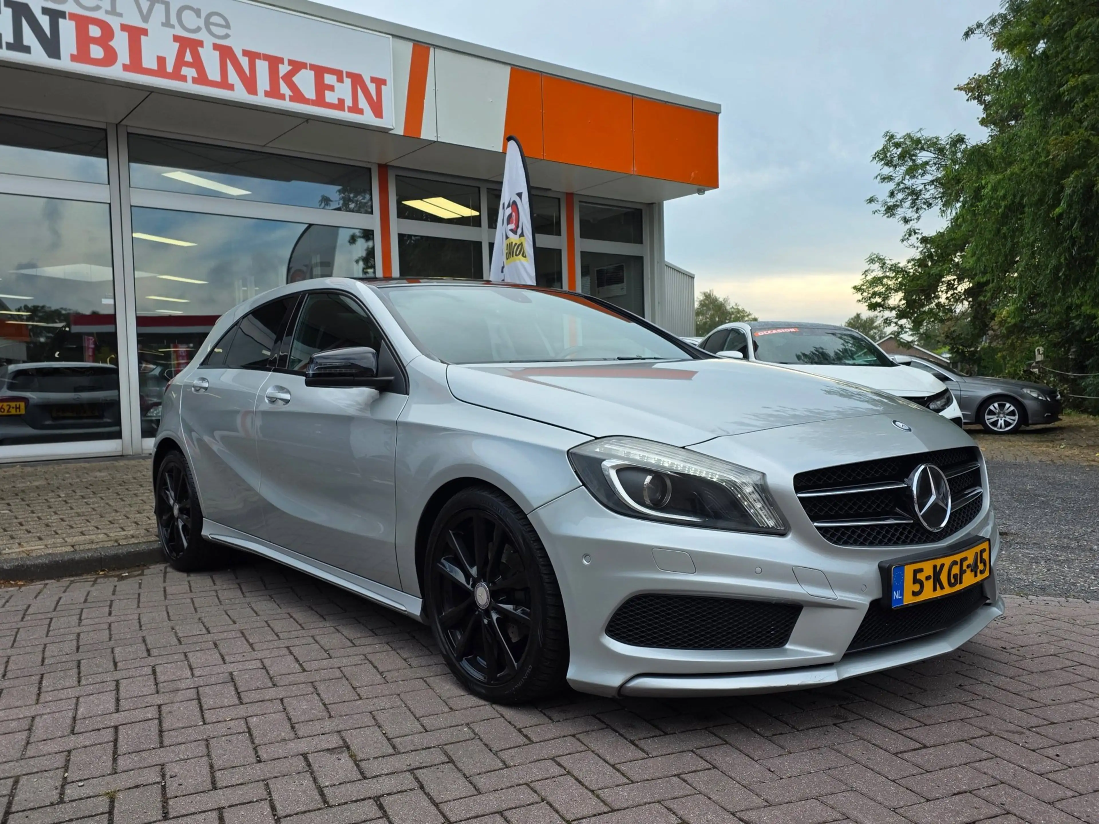 Mercedes-Benz A 180 Ambition AMG Automaat BJ.2012 / Panodak / Navi / H — photo 3