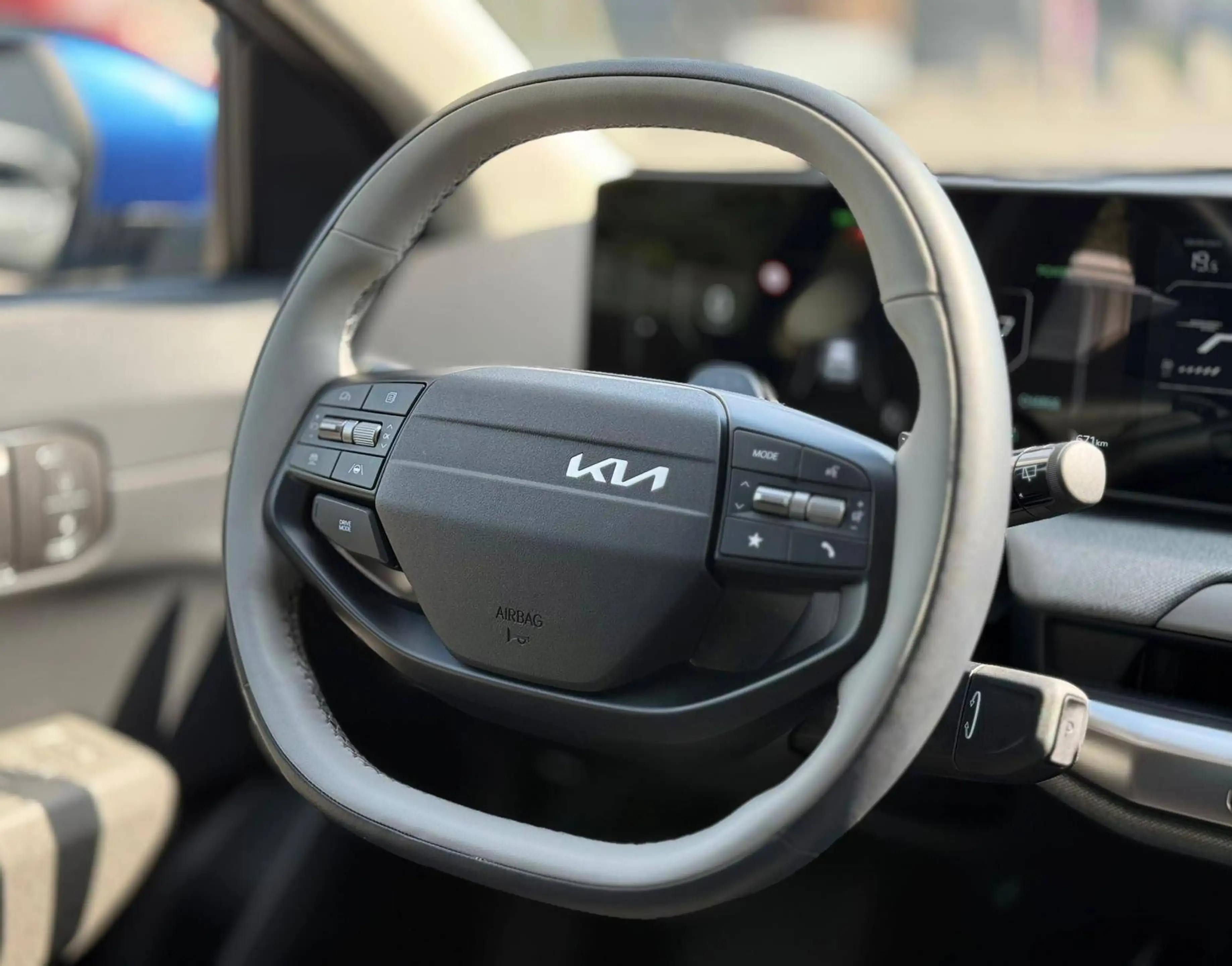 Kia EV4 EV4 81.4 kWh Business Plus Business Plus ** CLIM ** NAVI ** CUIR ** CAR-PLAY ** CAMERA ** — photo 9