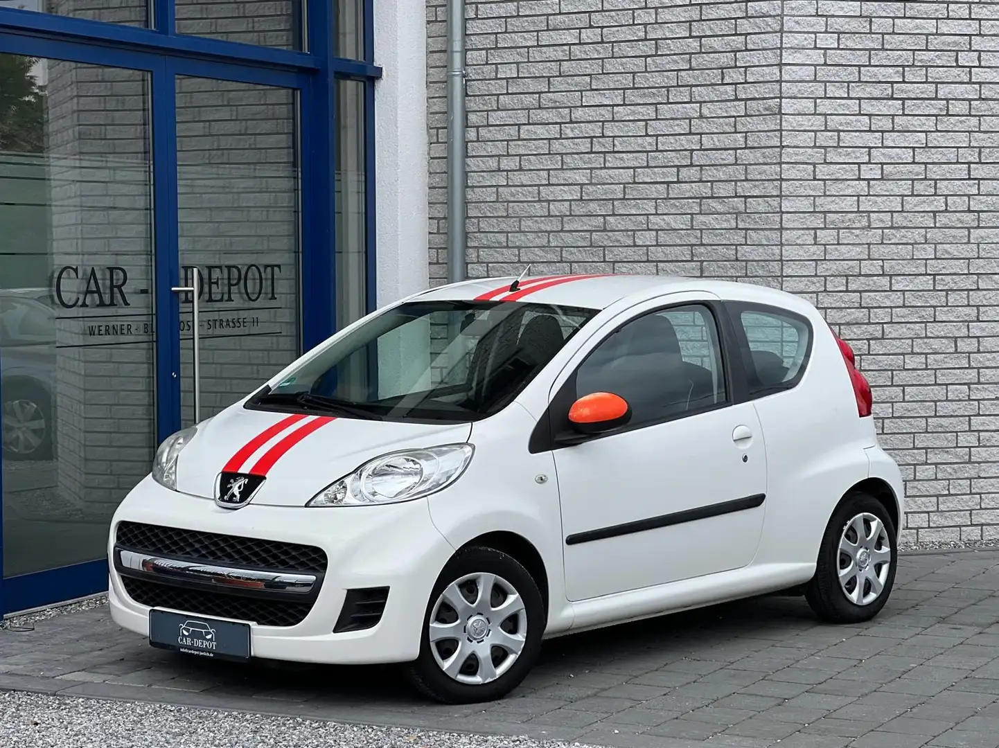 Peugeot 107 Filou* Klima * AUX * AHK * SPORT * TÜV NEU * Weiß - 1