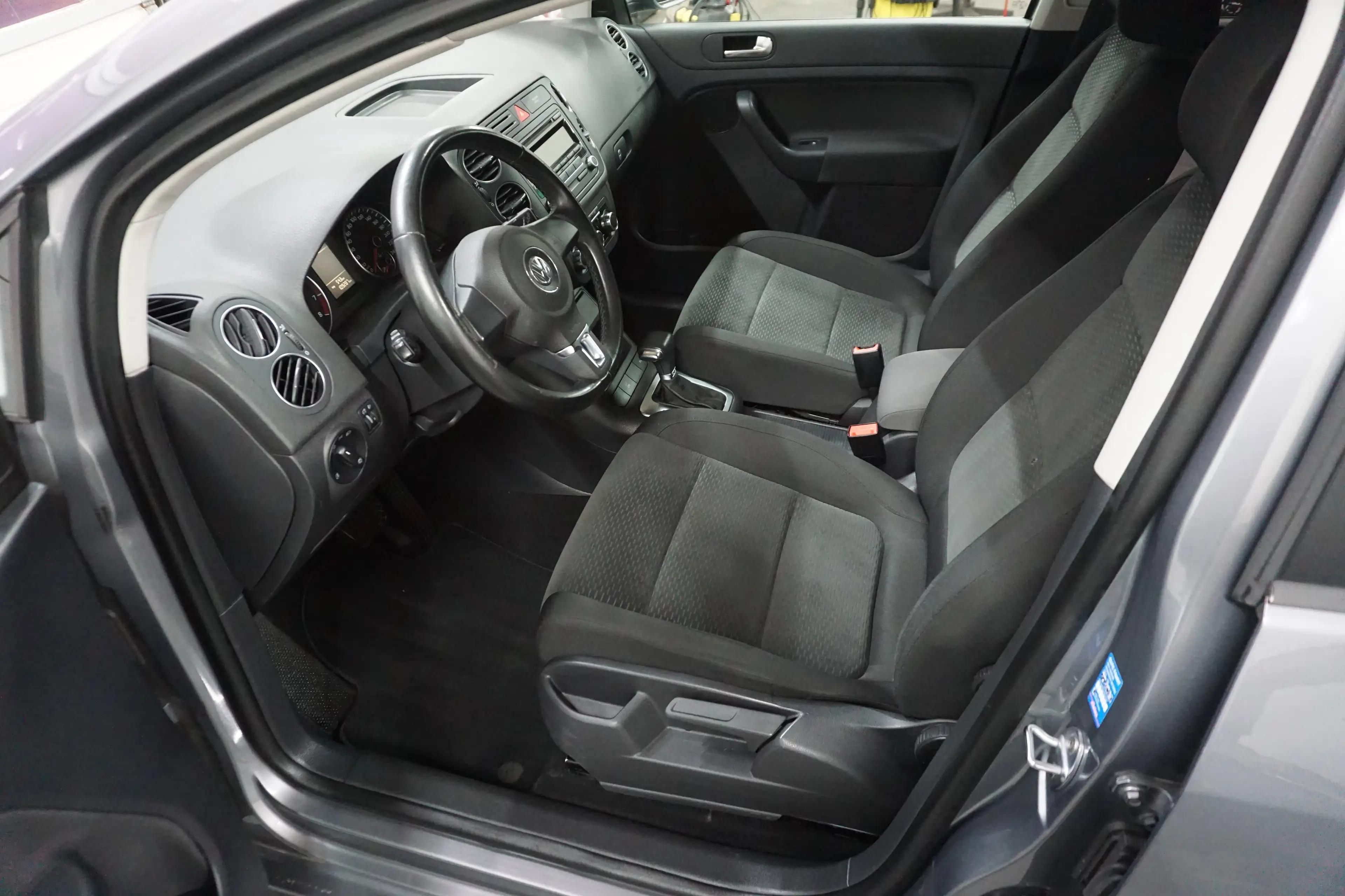 Volkswagen Golf Plus Comfortline — photo 9