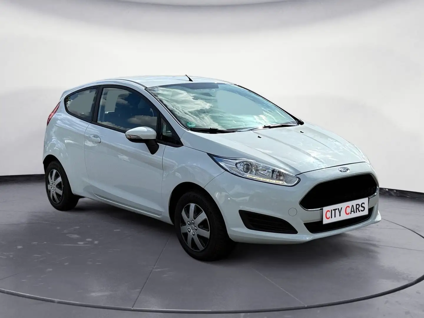 Ford Fiesta 1.25 Trend Klima Blanc - 2
