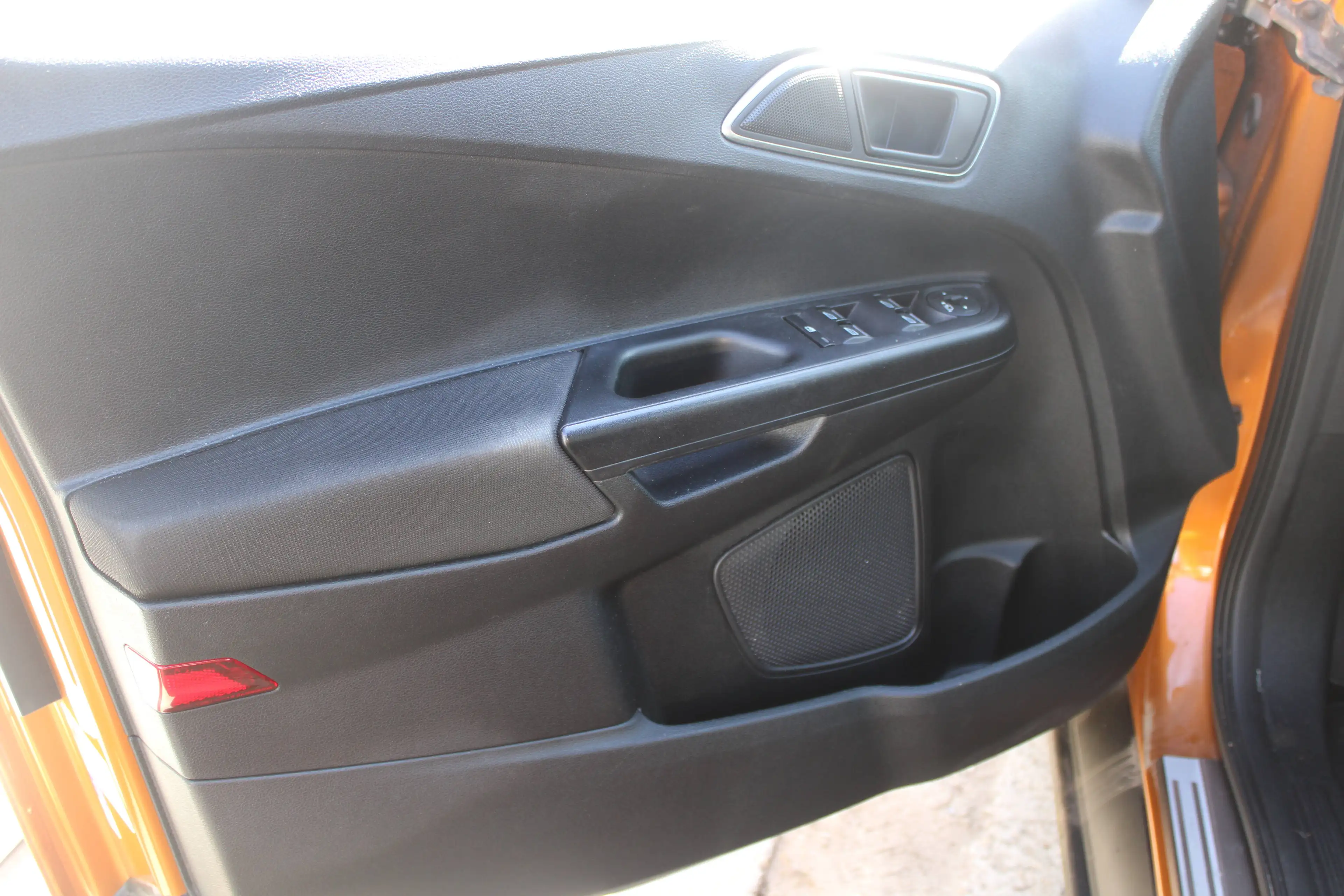 Ford B-Max Trend*Klimatronic*PDC*SH*HUneu* — photo 15
