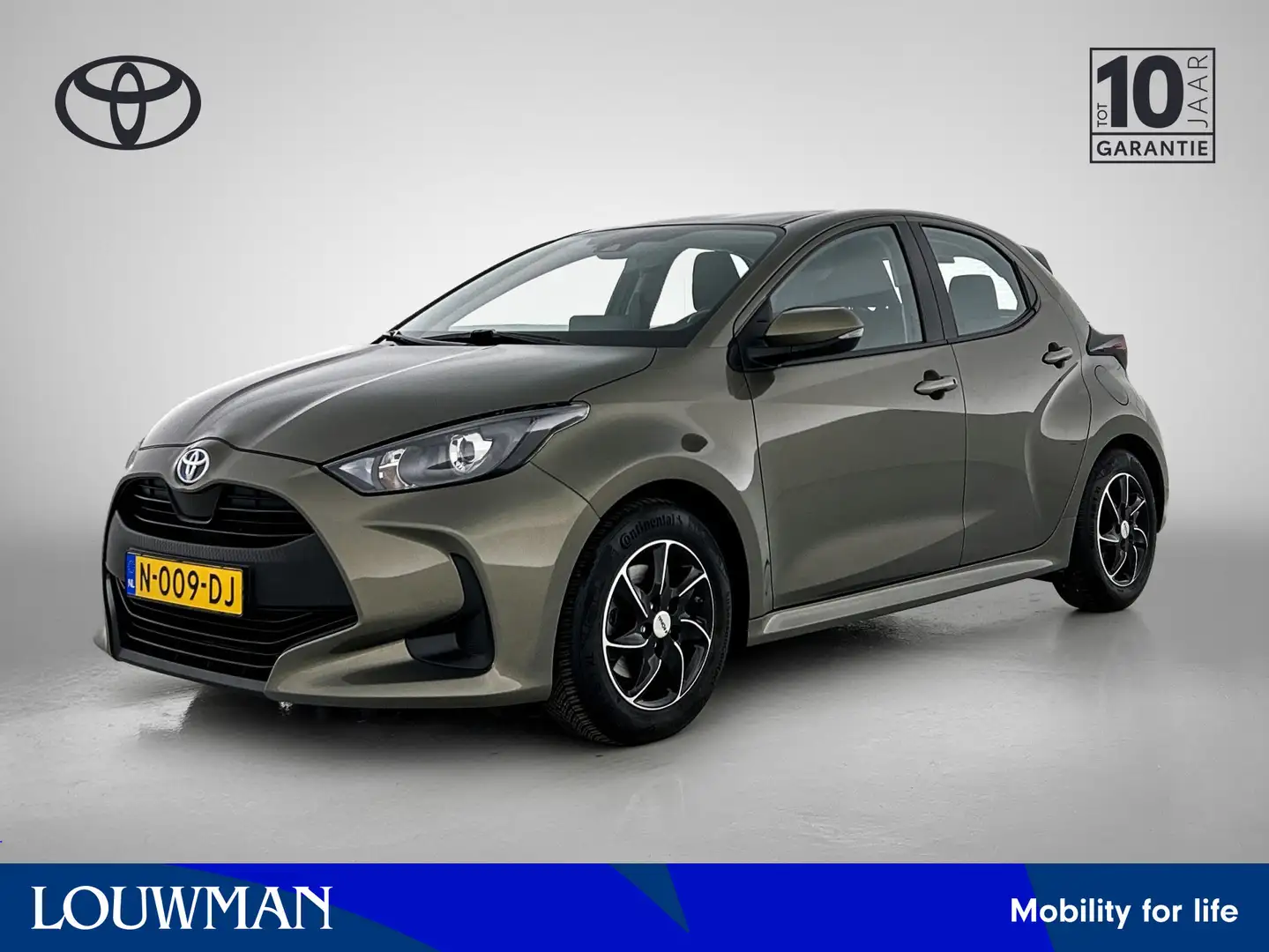 Toyota Yaris 1.5 Hybrid Active | Navigatie | Lichtmetalen Velge Groen - 1