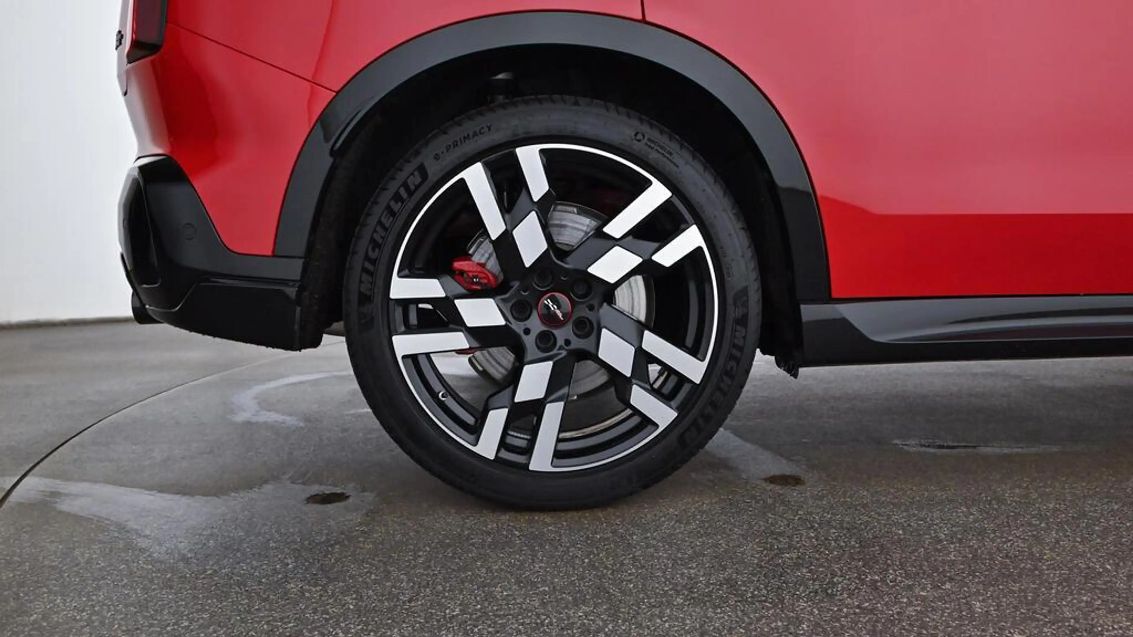 MINI JCW Countryman All4 John Cooper Works Trim — photo 12