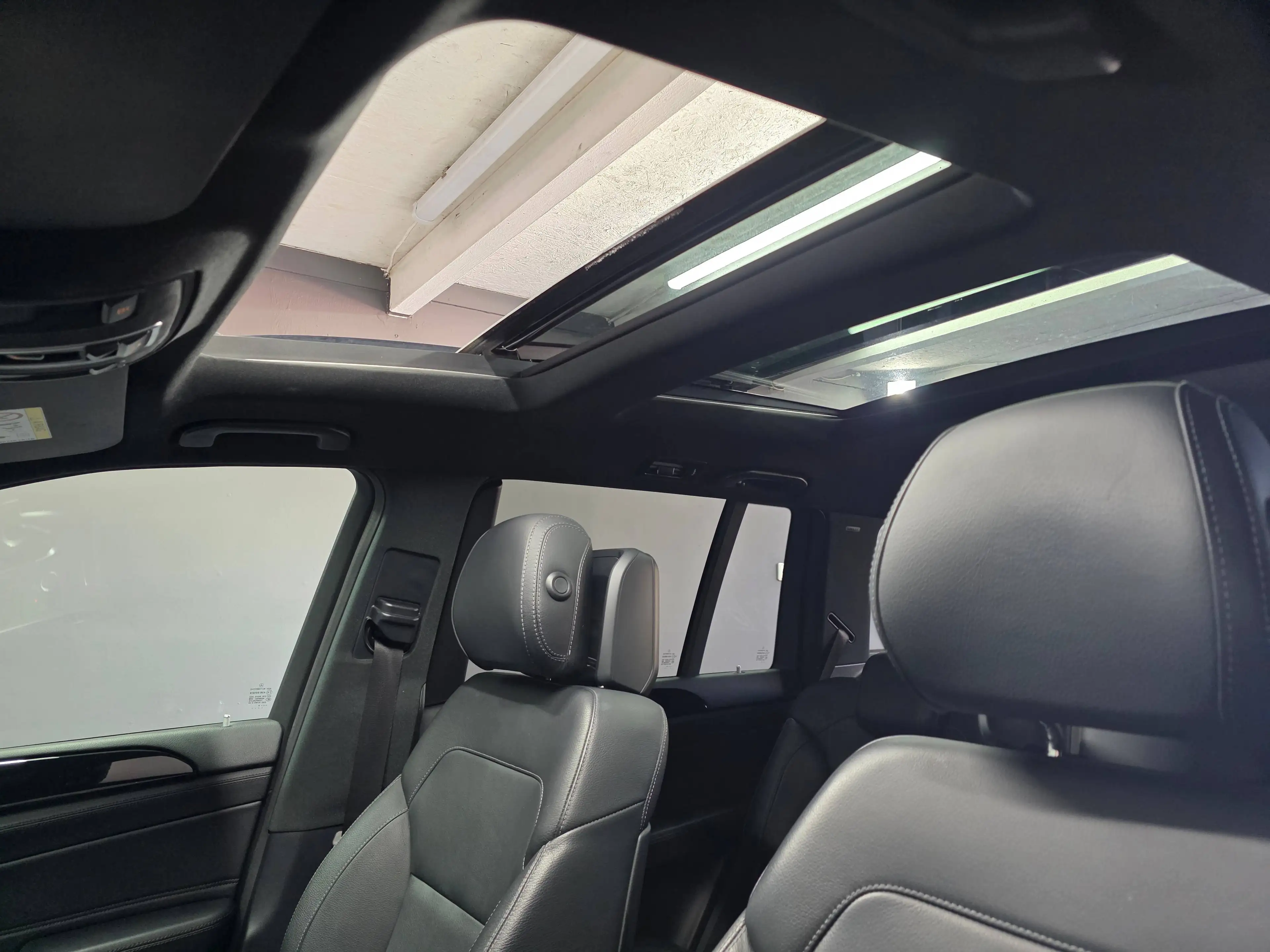 Mercedes-Benz GLS 350 d 4M, AMG LINE, PANO, 360°,2x TV,7 SITZER, LED — photo 14