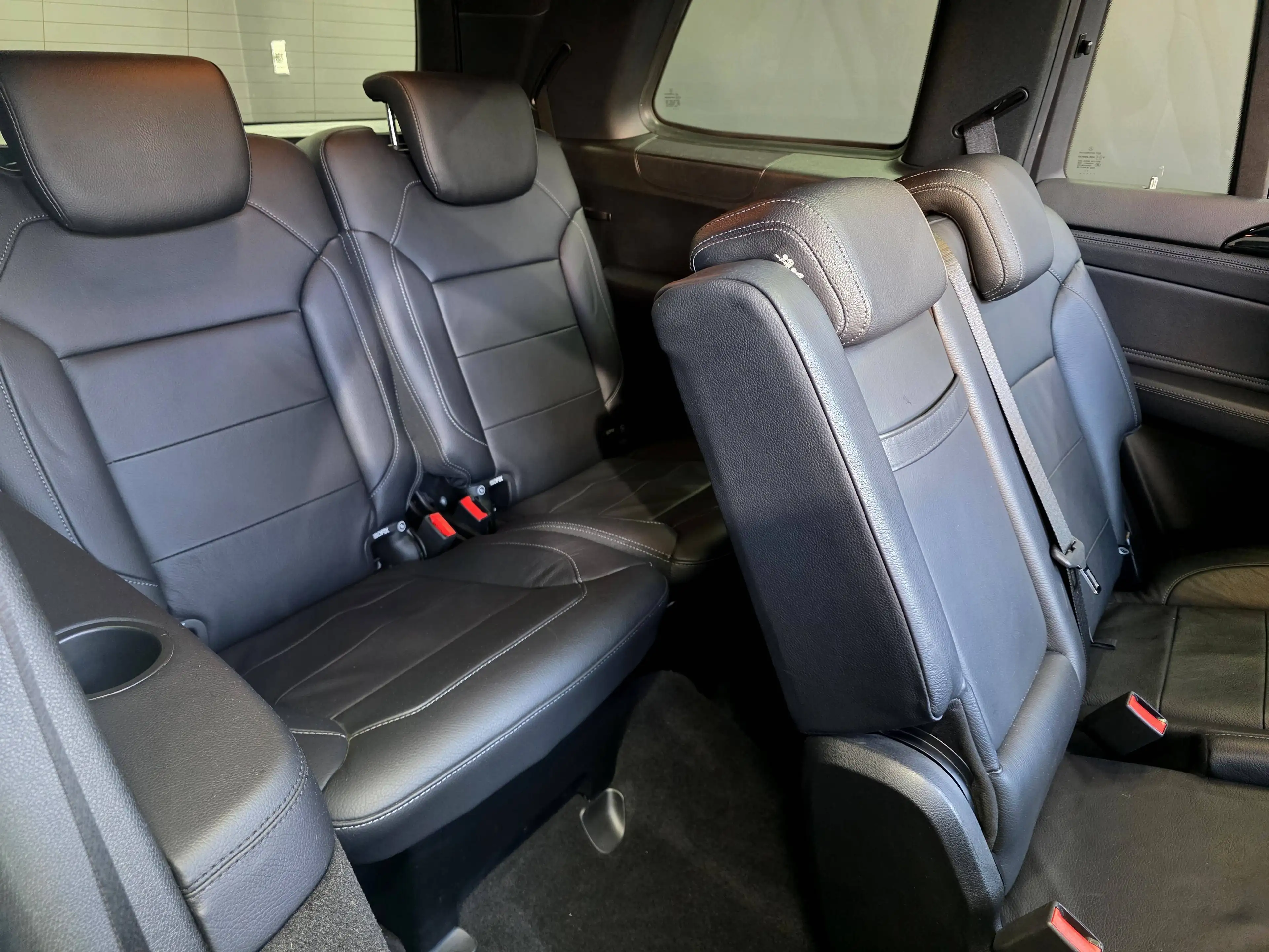Mercedes-Benz GLS 350 d 4M, AMG LINE, PANO, 360°,2x TV,7 SITZER, LED — photo 7
