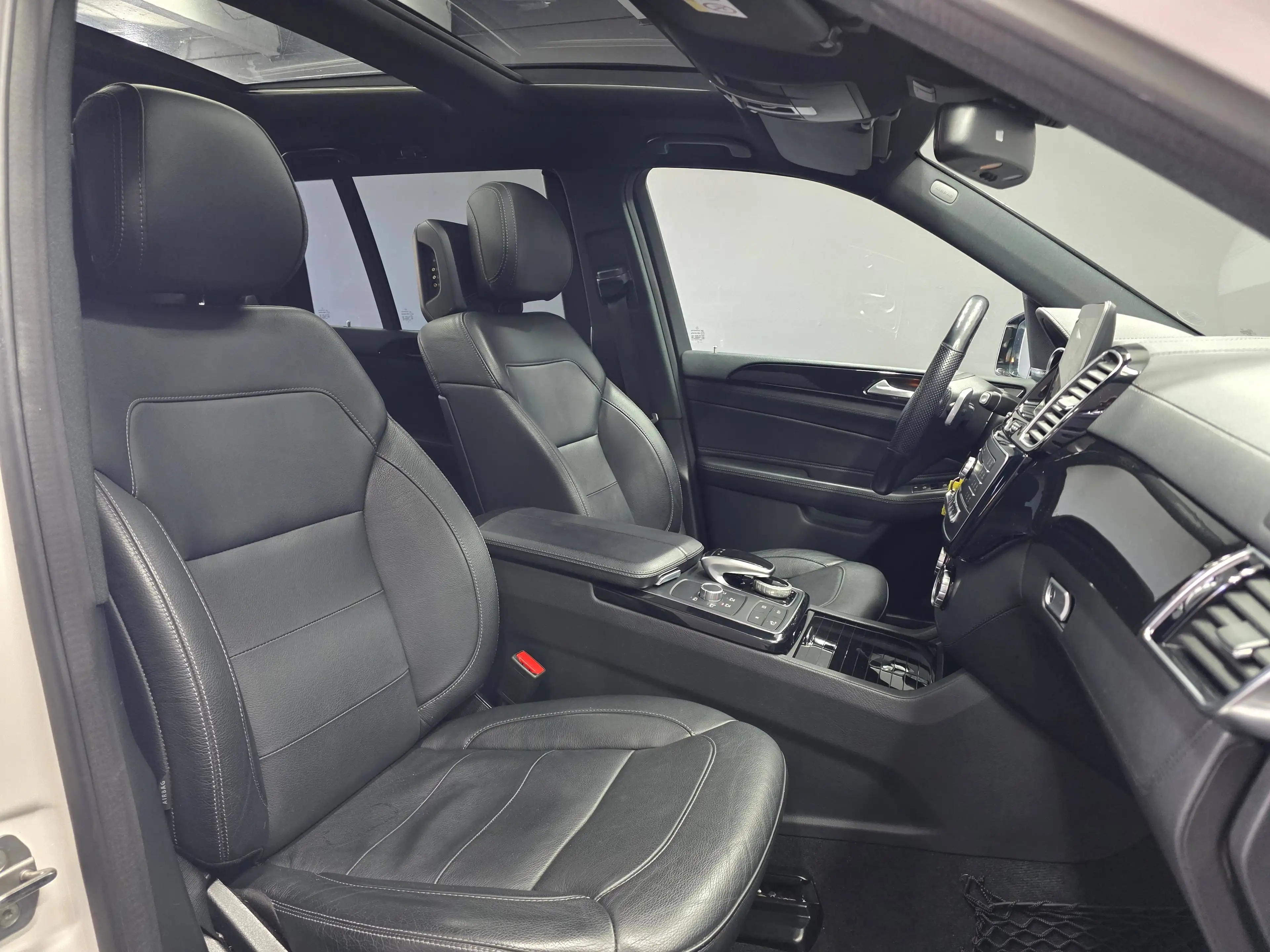 Mercedes-Benz GLS 350 d 4M, AMG LINE, PANO, 360°,2x TV,7 SITZER, LED — photo 11