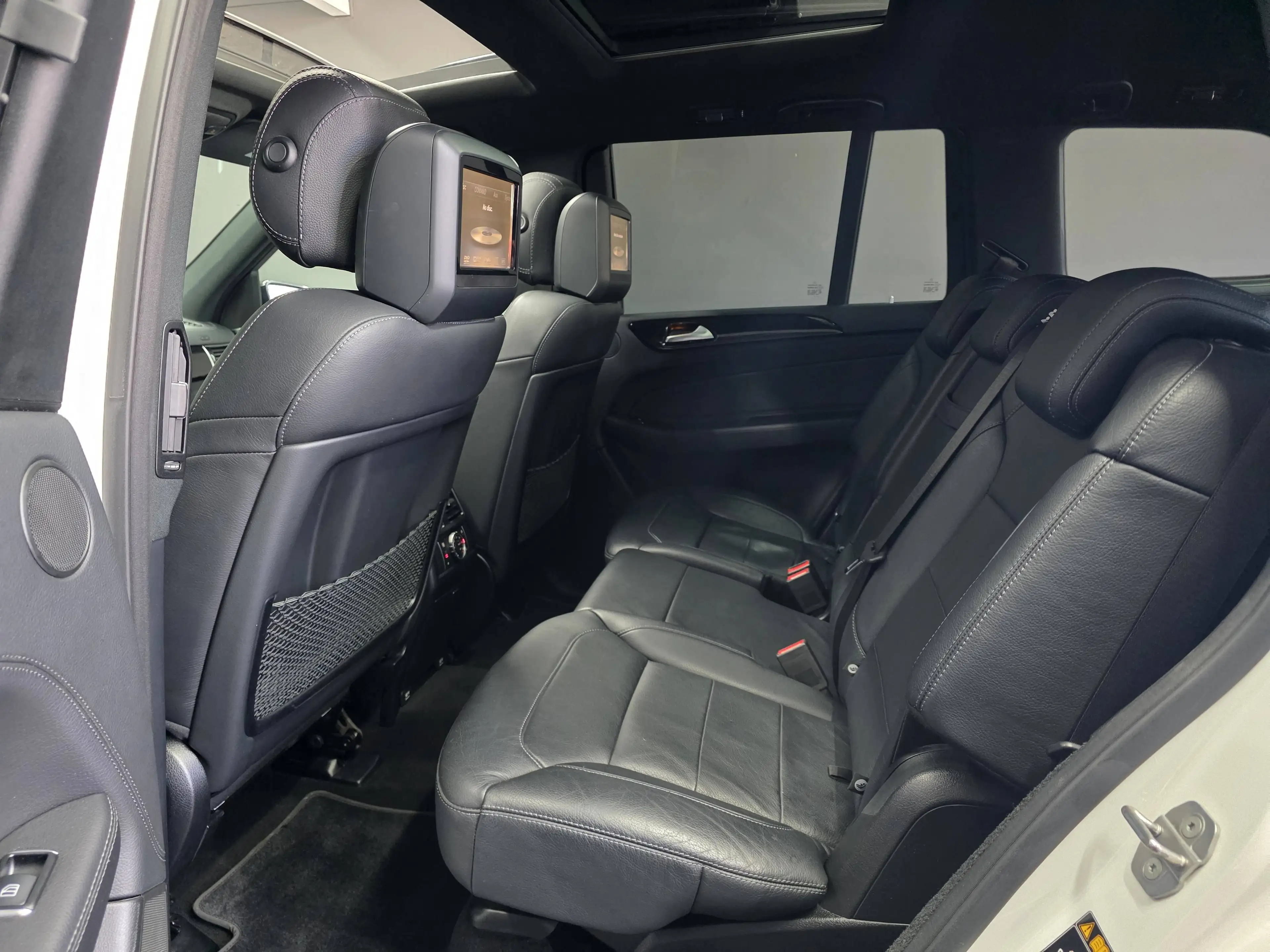 Mercedes-Benz GLS 350 d 4M, AMG LINE, PANO, 360°,2x TV,7 SITZER, LED — photo 13