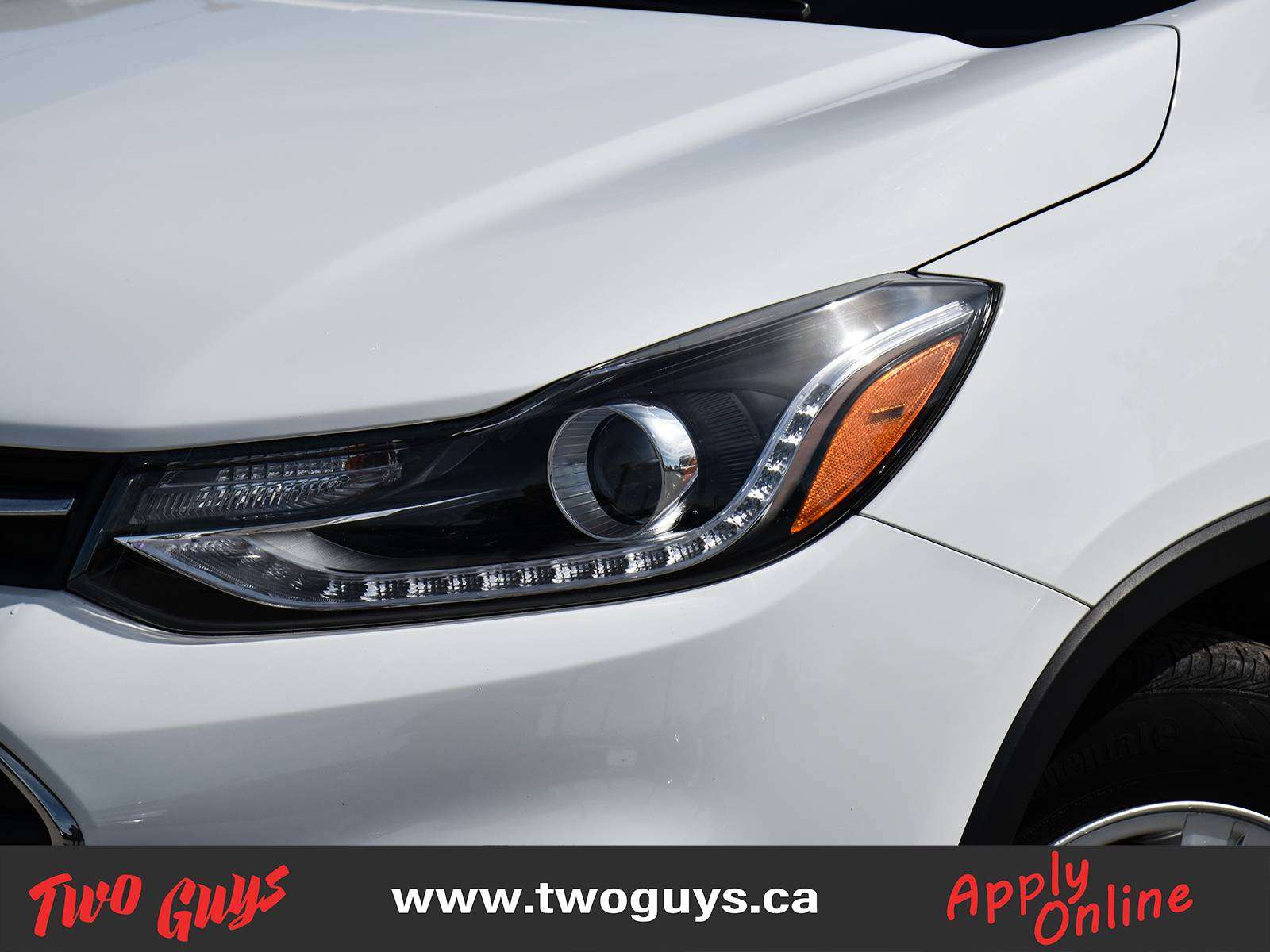2022 Chevrolet Trax LT photo 3