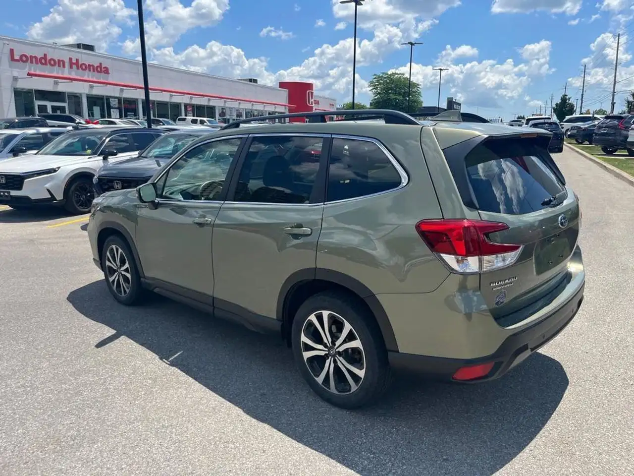 Subaru Forester снимка Subaru Forester