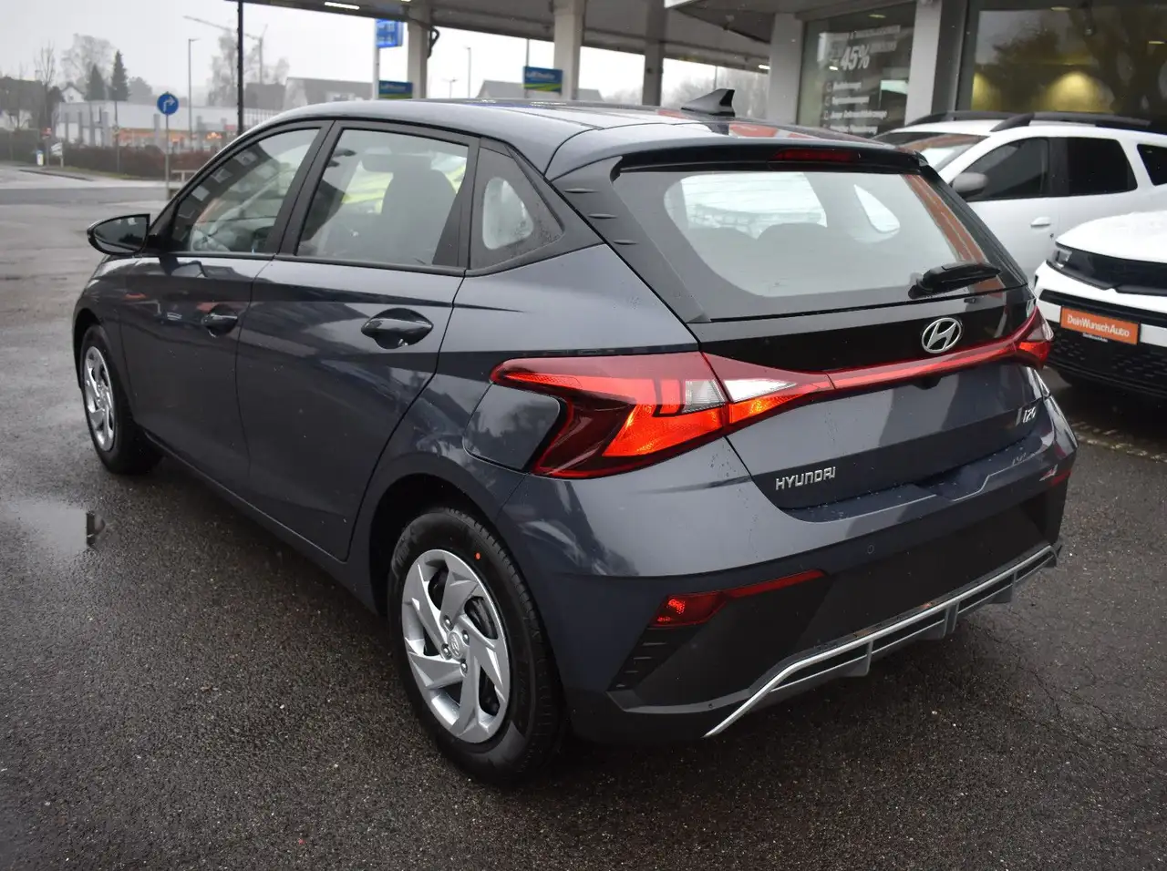 Hyundai i20 1.2 79 PS Navi Kamera PDC Tempomat SOFORT 4