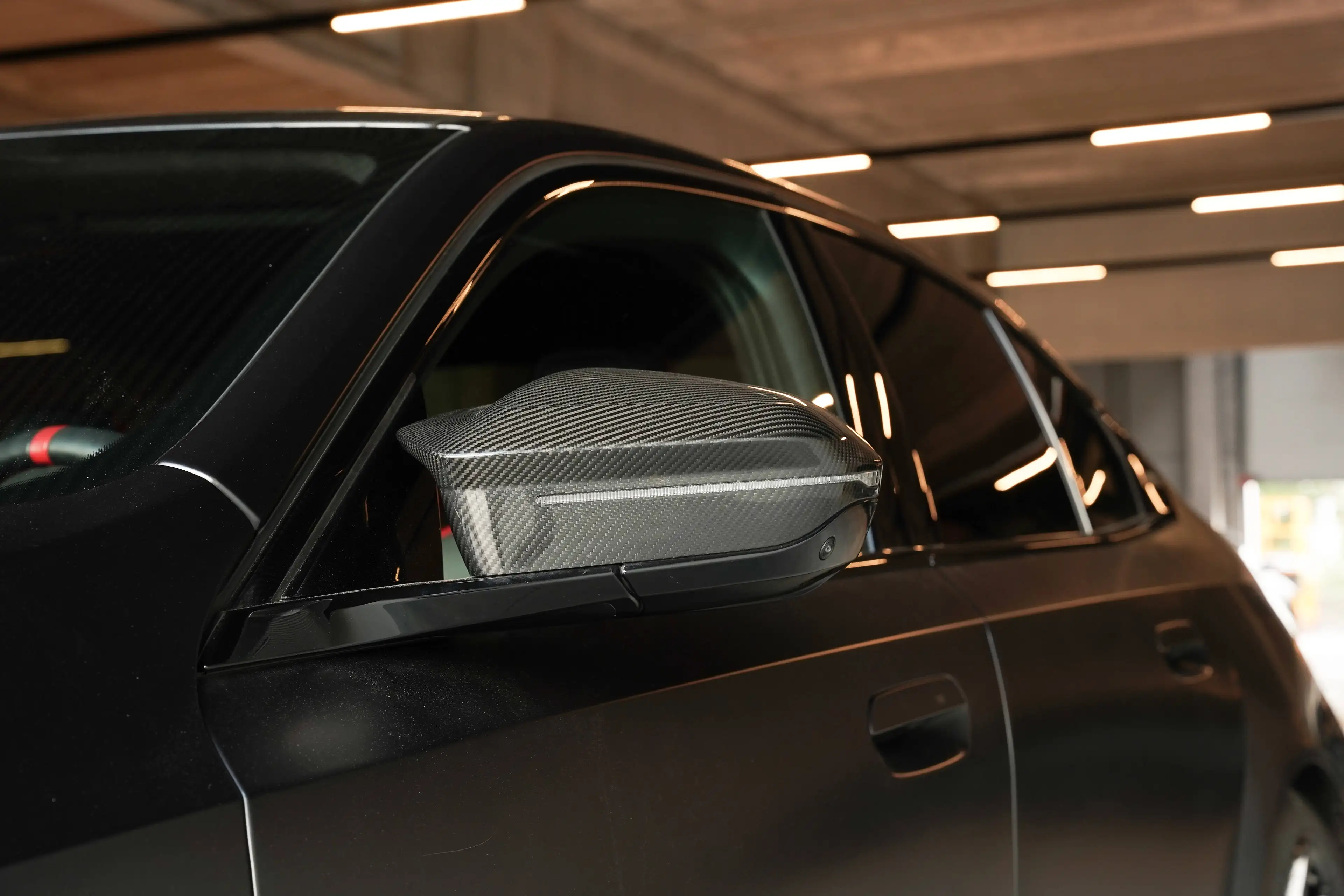 BMW M5 M5 PHEV 4.4 AS *** CARBON PACKAGE / B&W / DRIVERS PACKAGE *** — photo 13