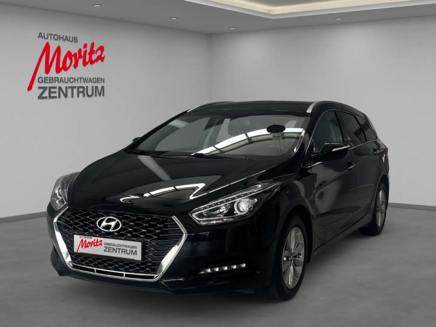 Hyundai i40 GDI 1.6 blue Trend *NAVI*NEUE ALLWETTER* Negru - 1