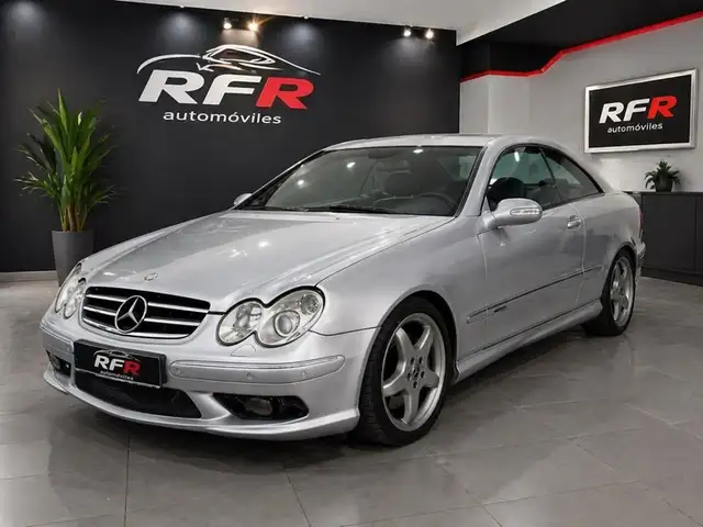 Mercedes-Benz CLK 200 Coupé 500 306 Elegance 2p