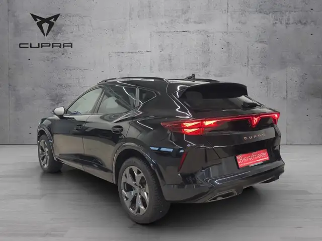 Cupra Formentor view 8