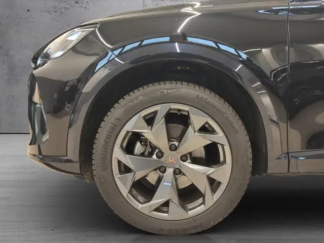 Cupra Formentor view 5