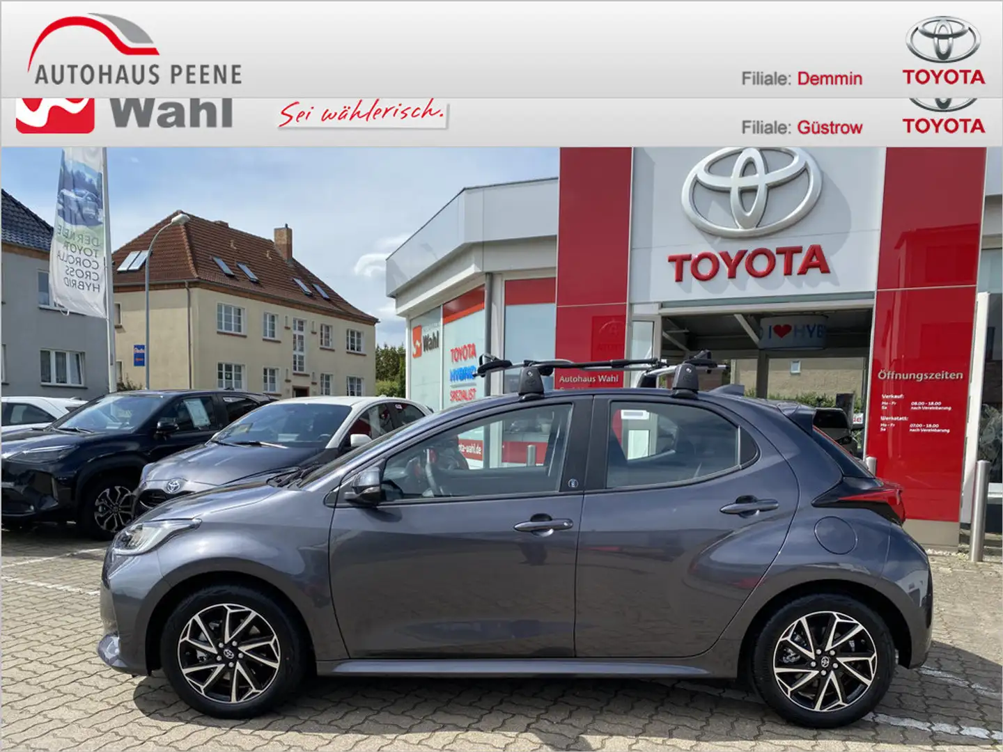 Toyota Yaris 1.5 Hybrid Teamplayer Gri - 2