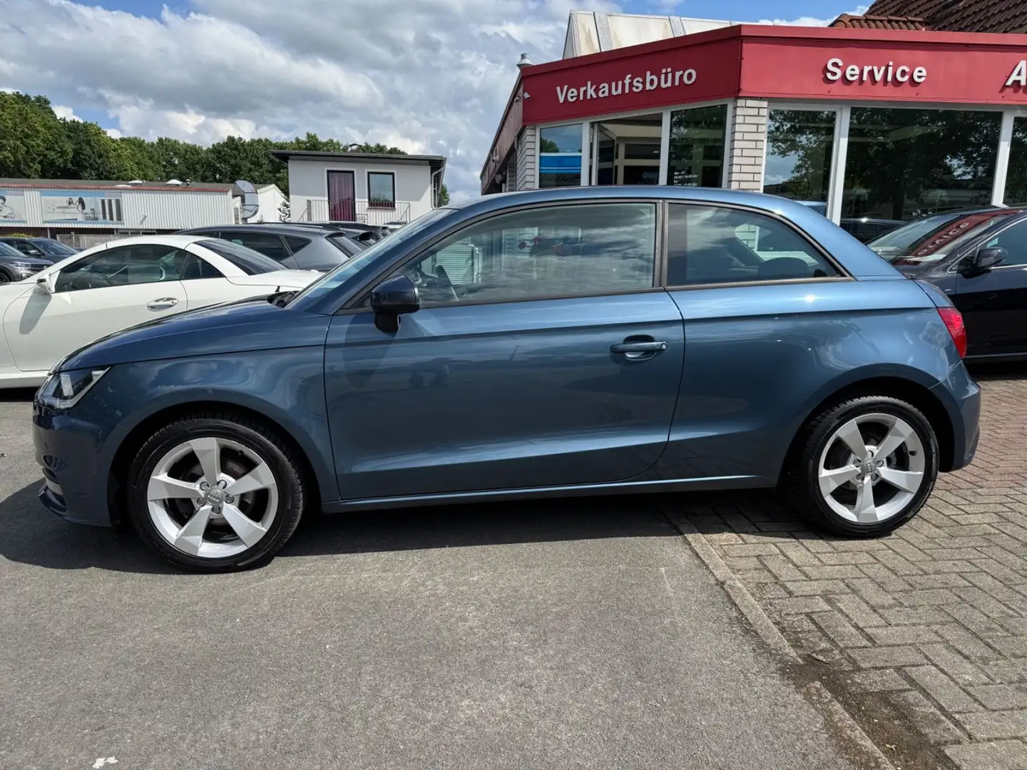 Audi A1 sport Klimaautomatik SHZ PDC Azul - 2