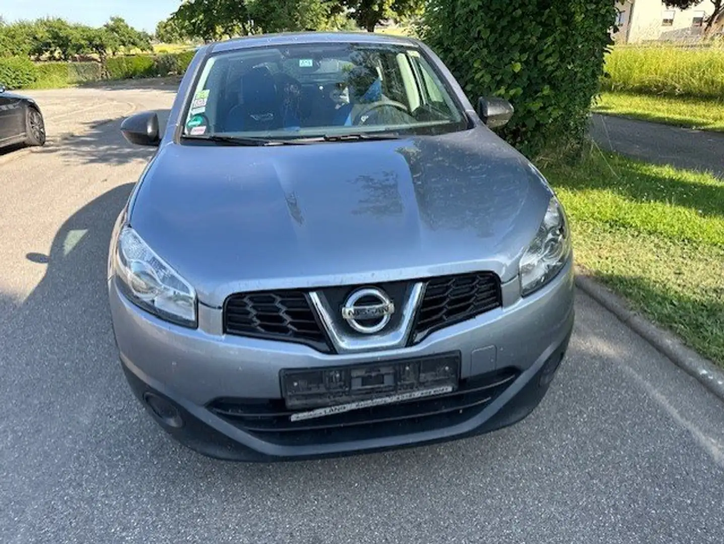 Nissan Qashqai Visia 4X4 Grau - 1