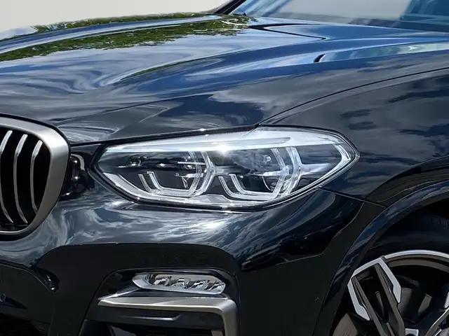 BMW X4 M view 5