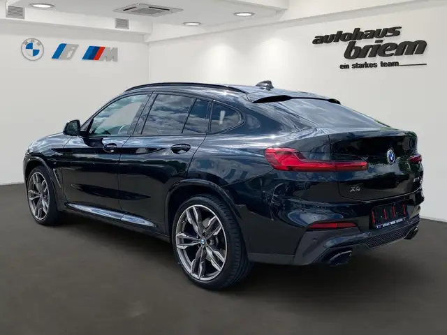 BMW X4 M view 4