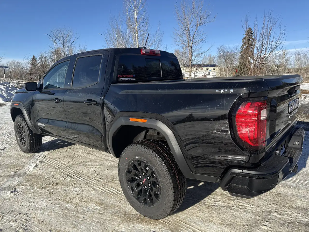 GMC Canyon снимка GMC Canyon