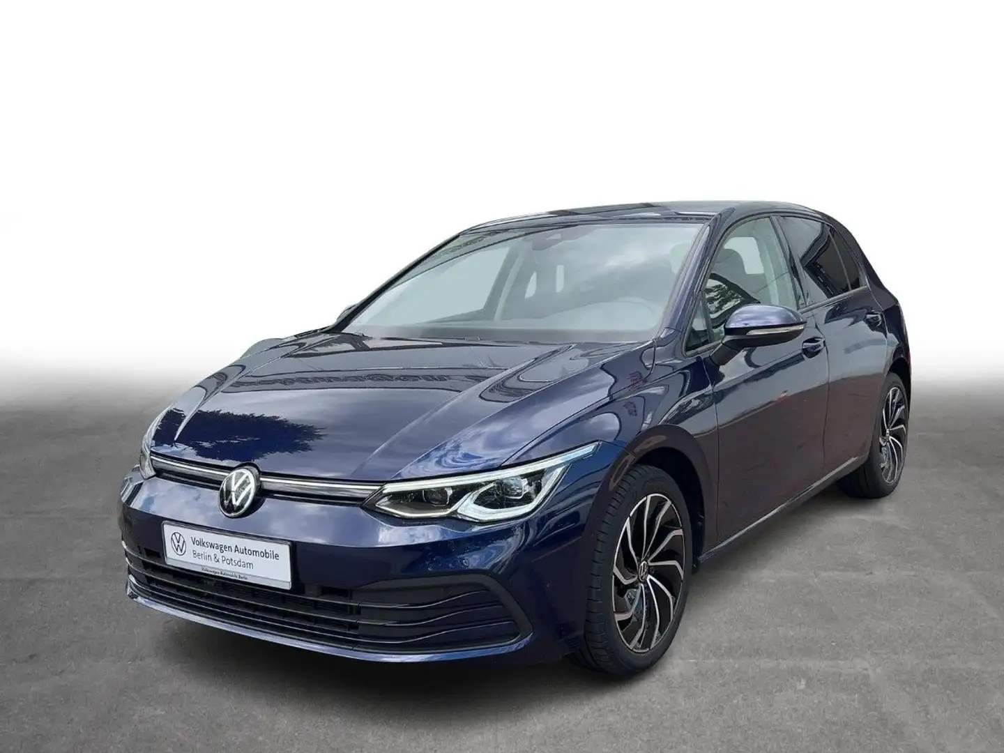 Volkswagen Golf VIII 1.0 TSI DSG Life Navi LED-Matrix PDC Blauw - 2