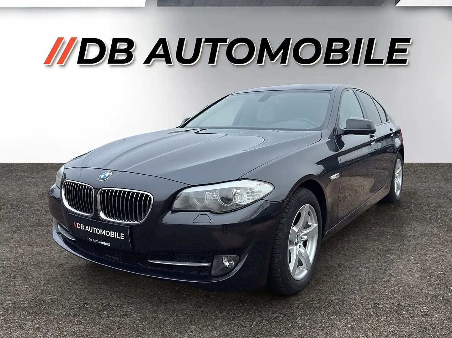 BMW 520 d Aut. Schwarz - 1