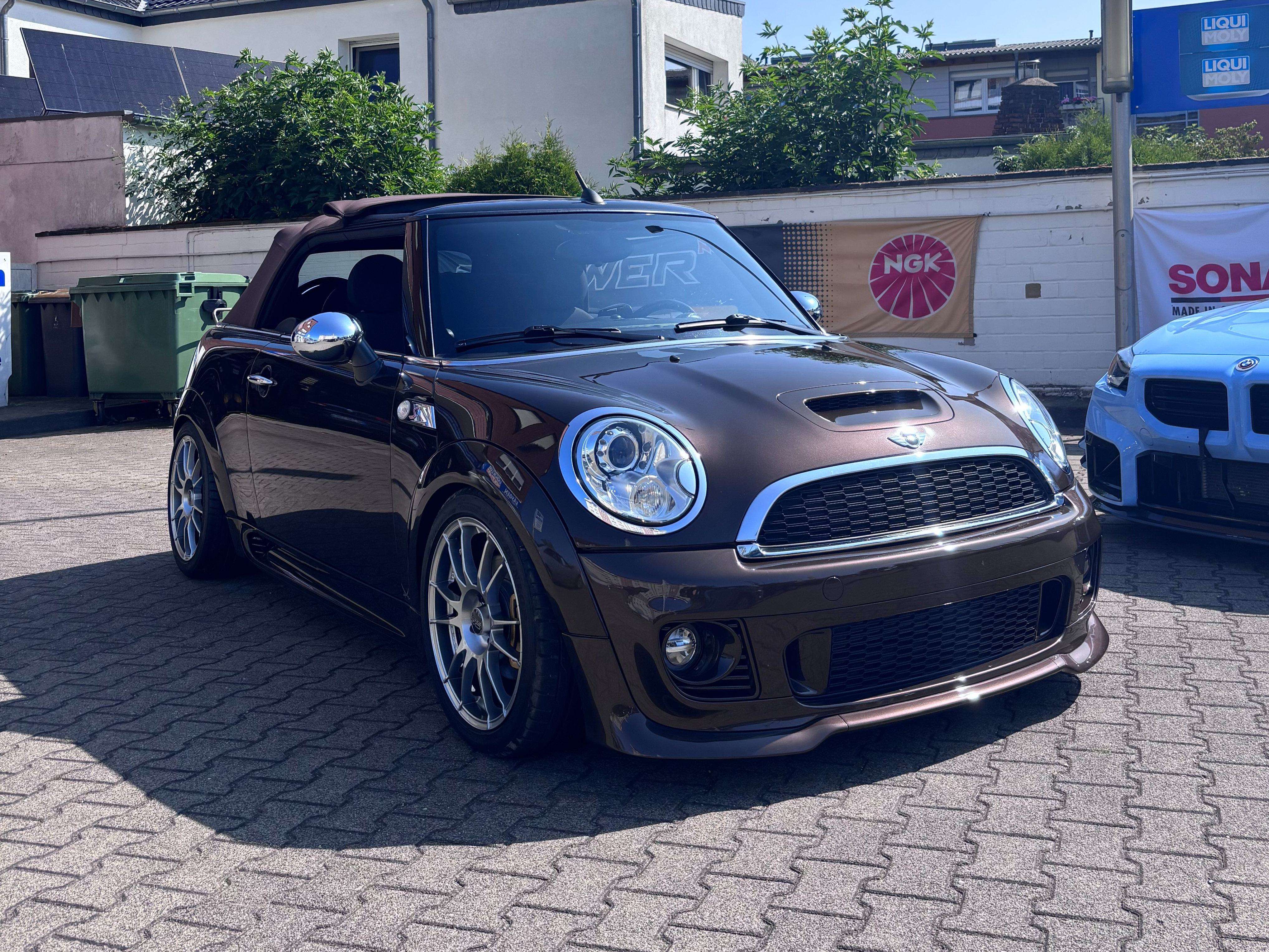 MINI Cooper SD Cabrio