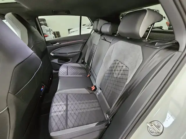 Volkswagen Golf view 19