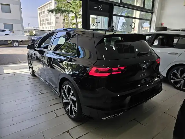 Volkswagen Golf view 23
