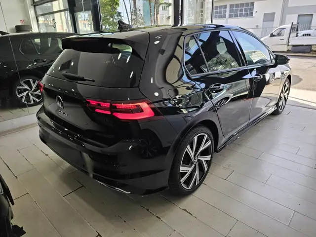Volkswagen Golf view 9