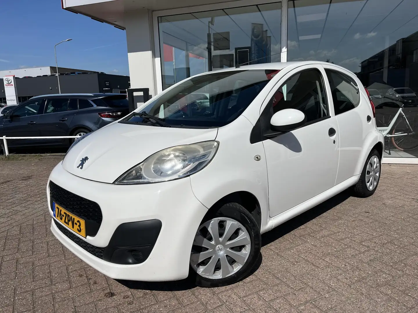 Peugeot 107 1.0 Access Accent Airco, Centrale deurvergrendelin Blanc - 2