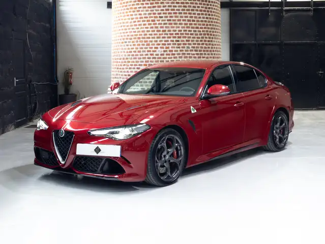 Alfa Romeo Giulia Giulia 2.9 V6 510 ch AT8 Quadrifoglio