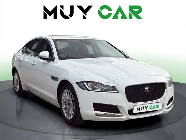 Jaguar XF 2.0i4D Pure AWD Aut. 180