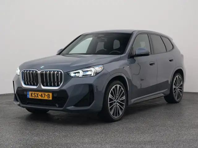 BMW iX1 xDrive30 M-Sport Edition | CAMERA | KEYLESS