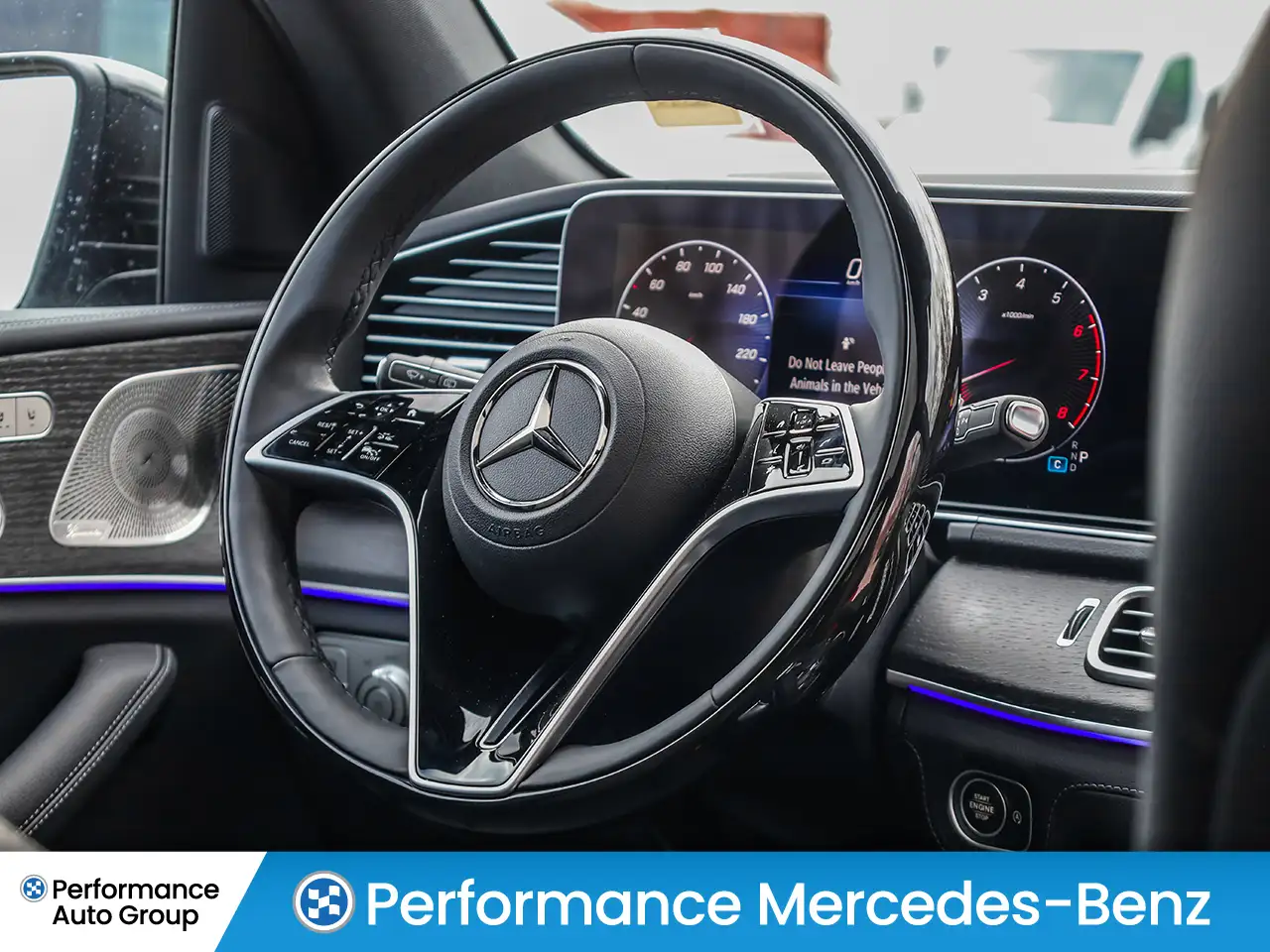 Mercedes-Benz GLE снимка Mercedes-Benz GLE