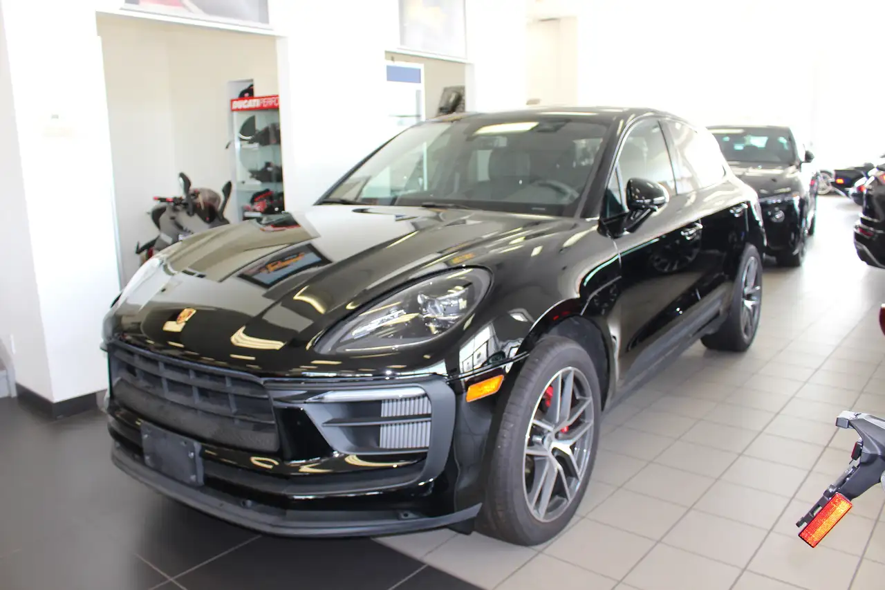 2022 Porsche Macan
