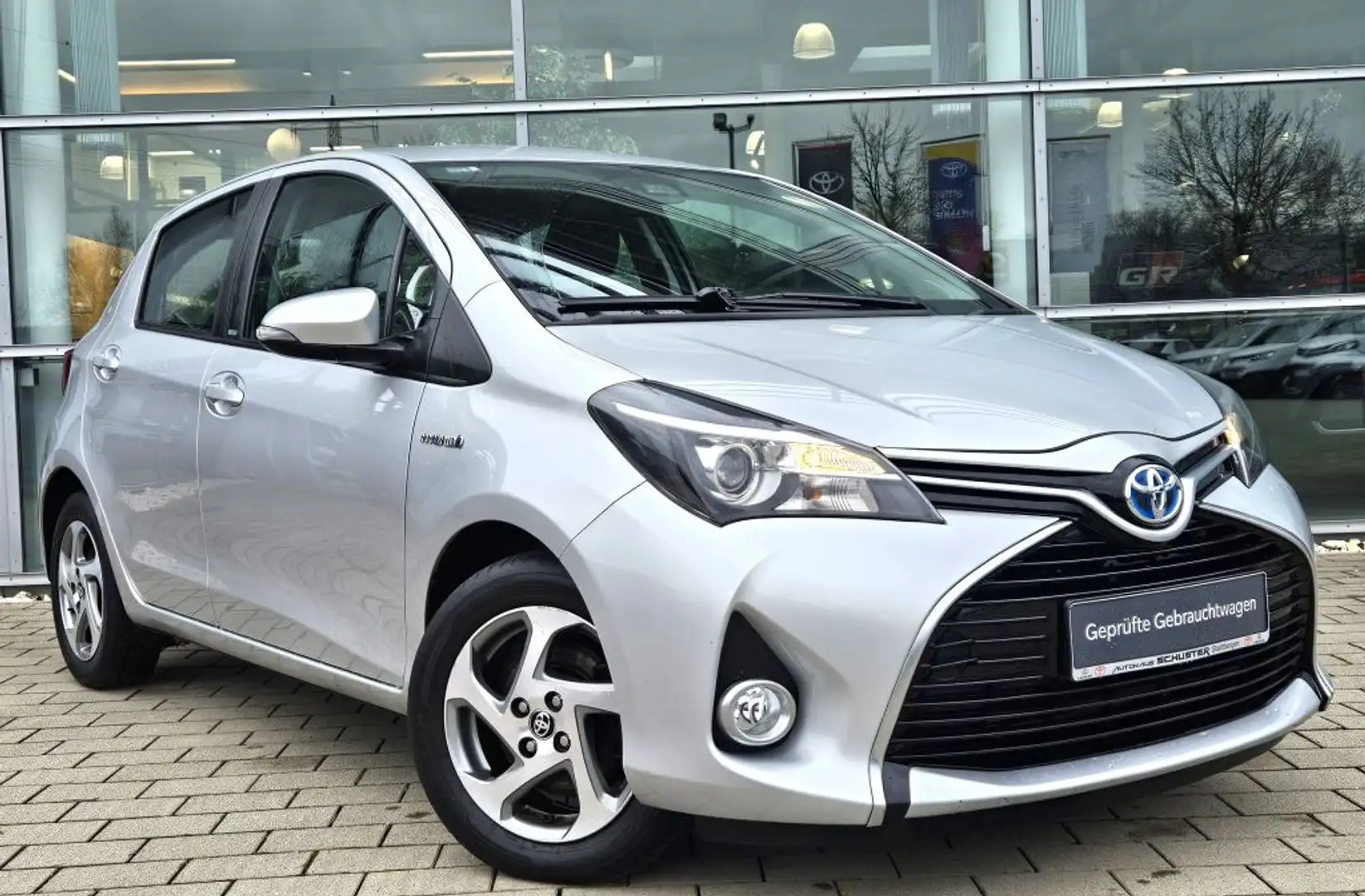 Toyota Yaris Hybrid 1.5 VVT-i Edition-S Argento - 2