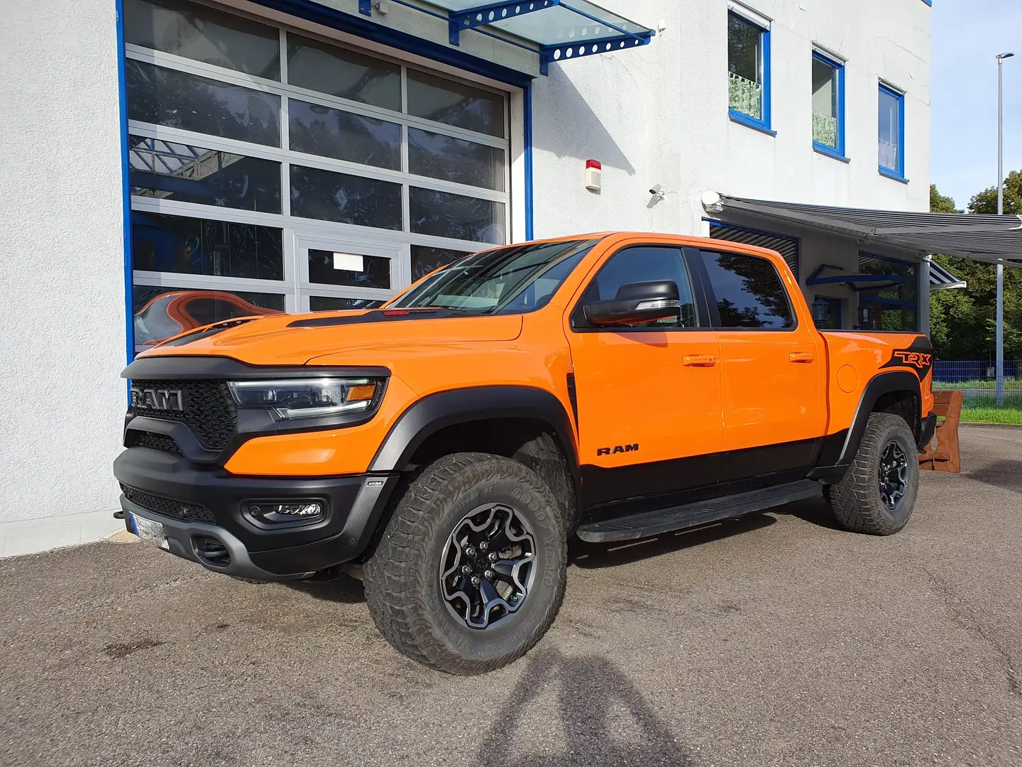 Dodge RAM TRX Orange - 2