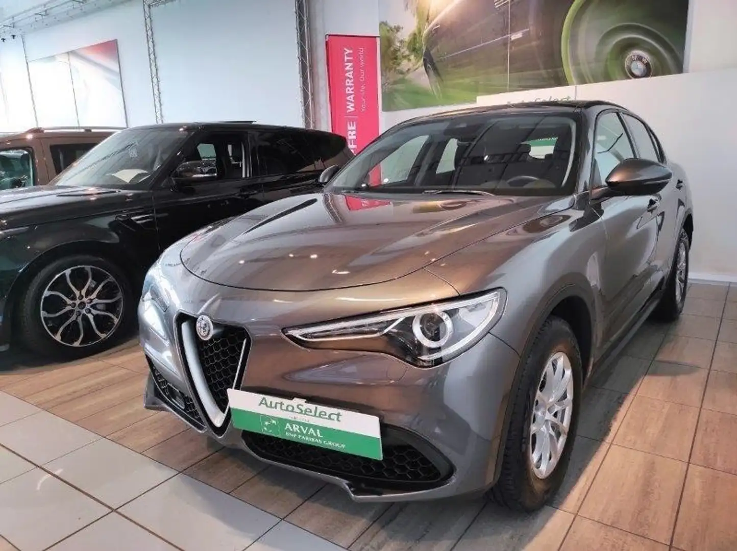 Alfa Romeo Stelvio - Stelvio 2.2 Turbodiesel 190 CV AT8 Q4 Business Grau - 2