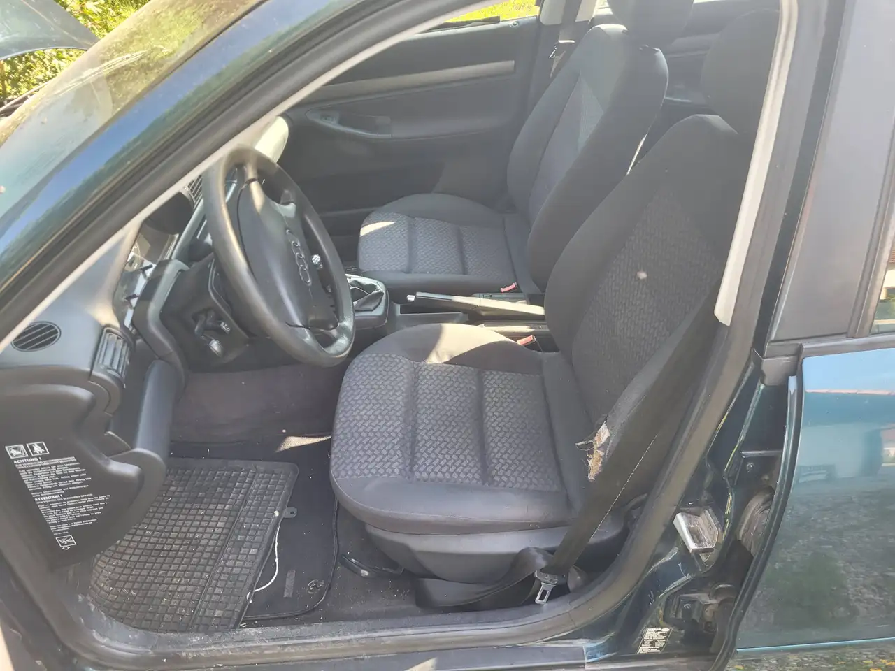 Audi A4 1.8, foto 10