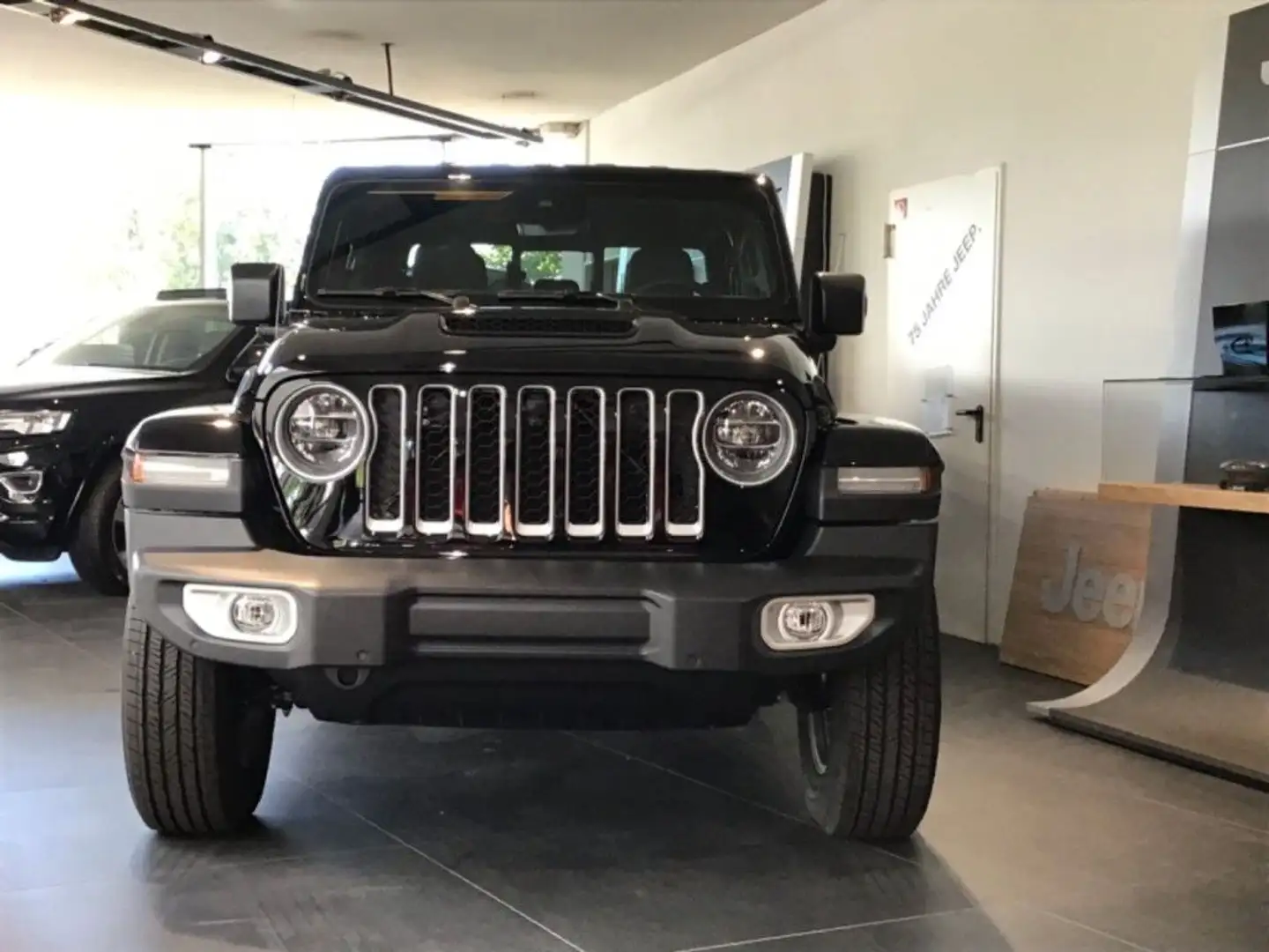 Jeep Gladiator Overland 3.0l V6 -Diesel- 264PS Schwarz - 2
