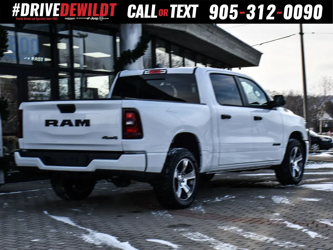 RAM 1500 снимка RAM 1500