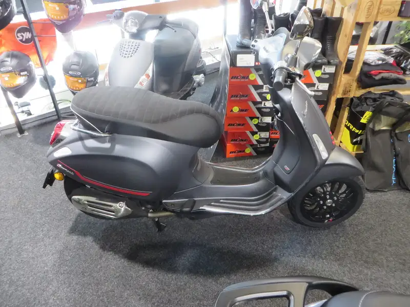 Vespa Sprint 50 - foto 2
