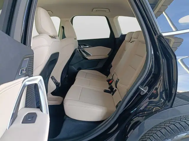 BMW X1 view 9