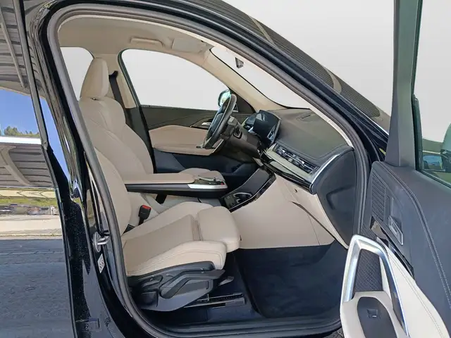 BMW X1 view 11